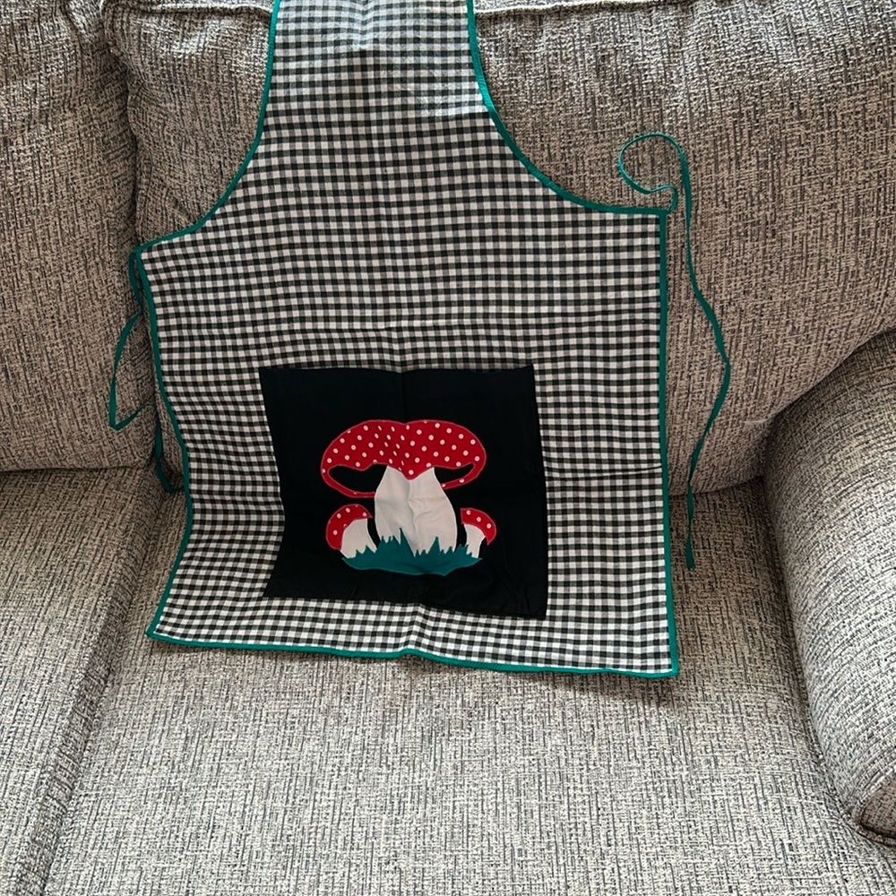 Apron with Mushroom Design